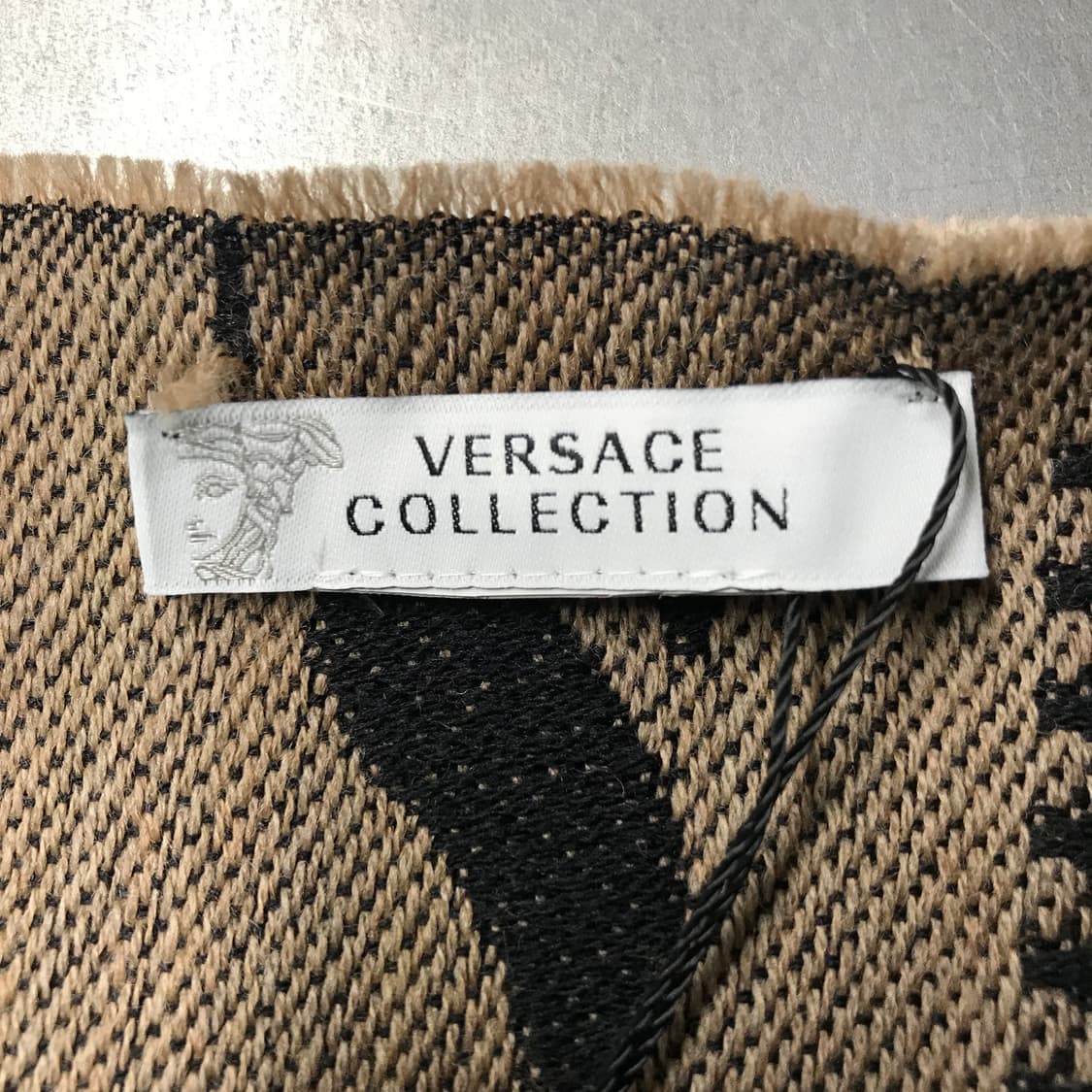 베르사체 메두사 머플러 상품이미지7