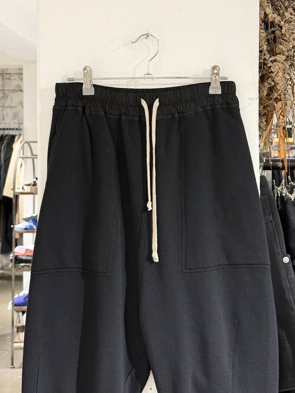 릭 오웬스 다크쉐도우 14fw 블랙 드로우스트링 크롭 팬츠 상품이미지2