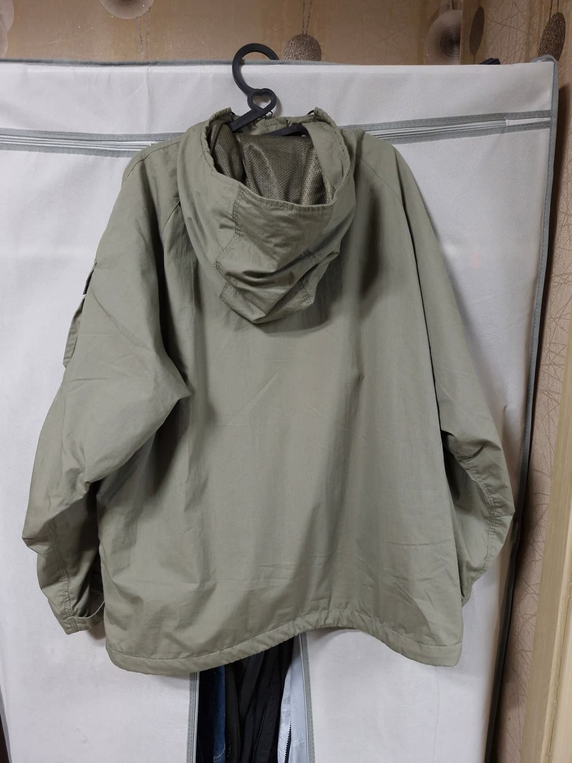 무신사 스탠다드 시티레저 후디드 쉘 파카 라이트 카키 상품이미지3