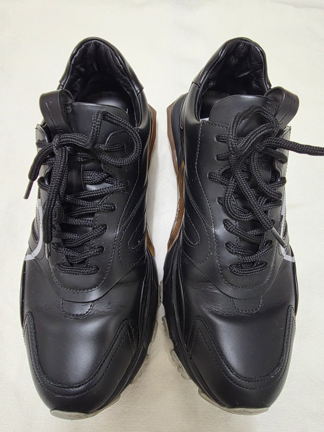 발렌티노 로고 스니커즈 정품 상품이미지3