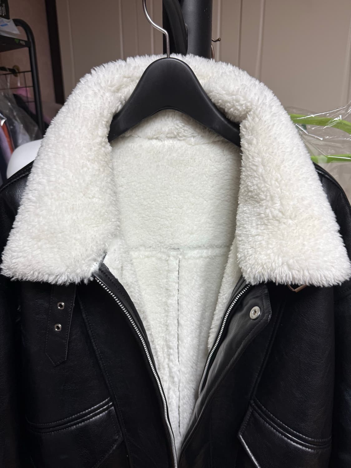 스페로네 - A-2 워싱 레더 무스탕 자켓 (블랙/M) 상품이미지3