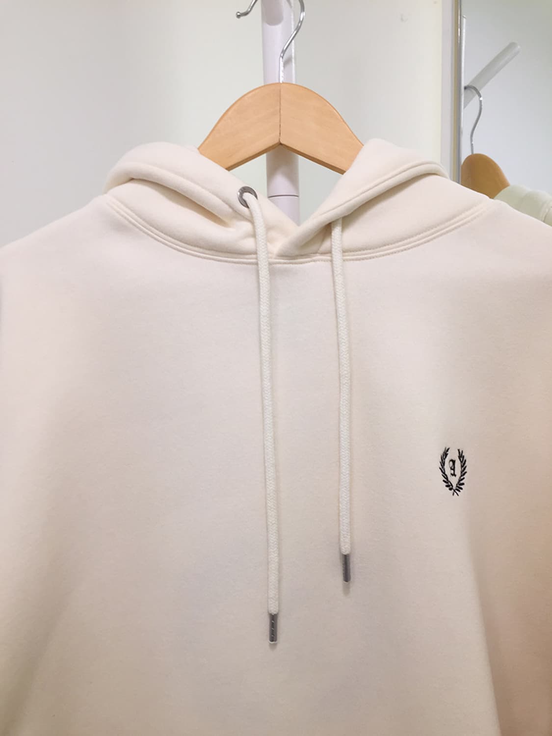 공용 어반드레스 오버핏 기모후드티 100 상품이미지3