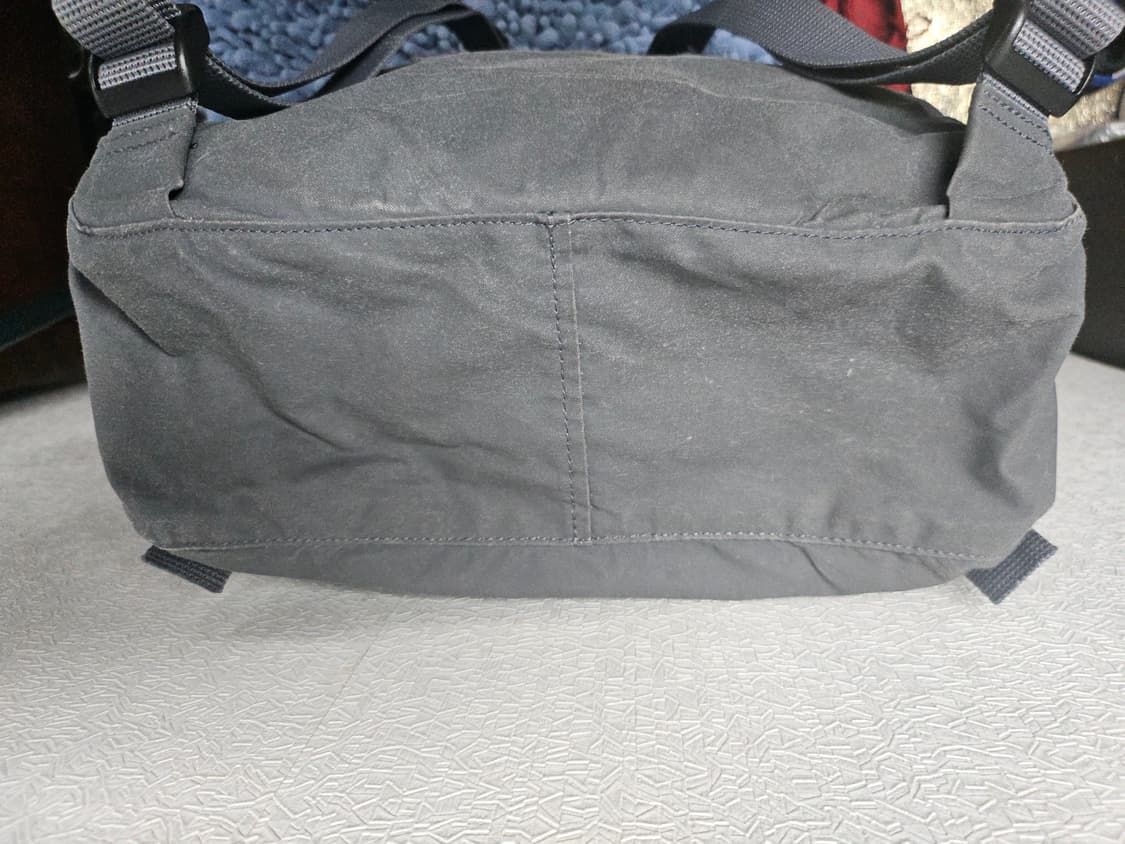 피엘라벤 칸켄백 그레이 백팩  16L  <세탁한상태> 상품이미지6