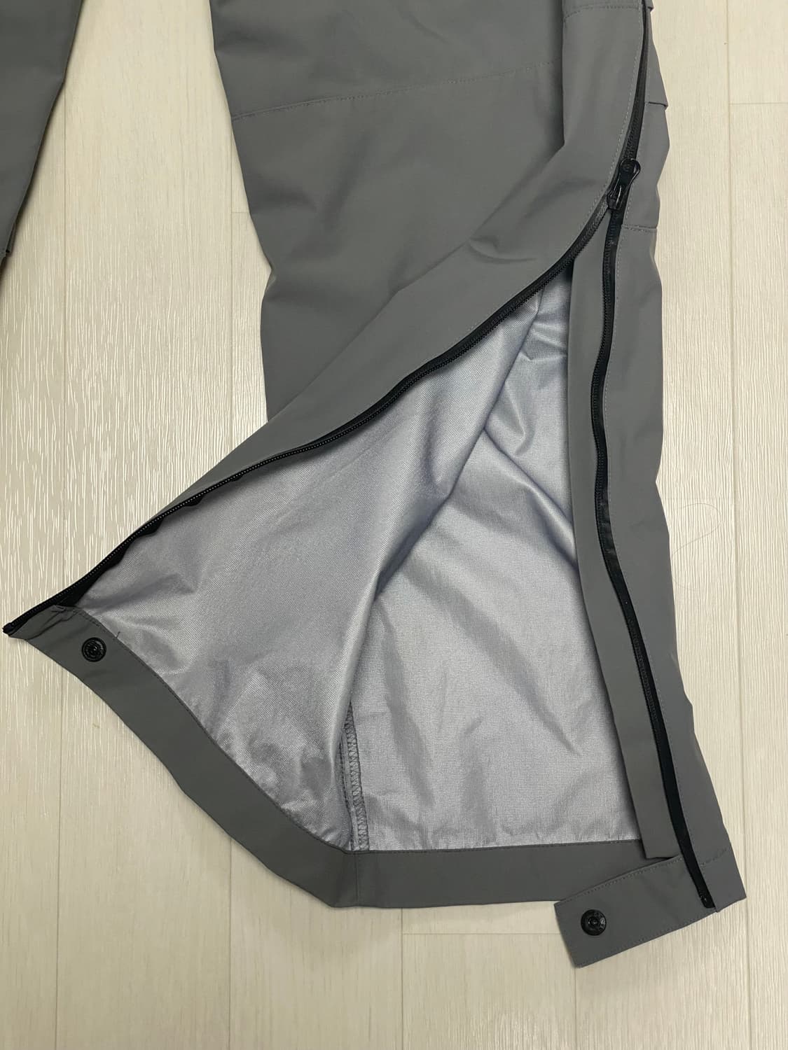 grailz 그레일즈 PINTUCK NYLON PANTS (size 2) 상품이미지4