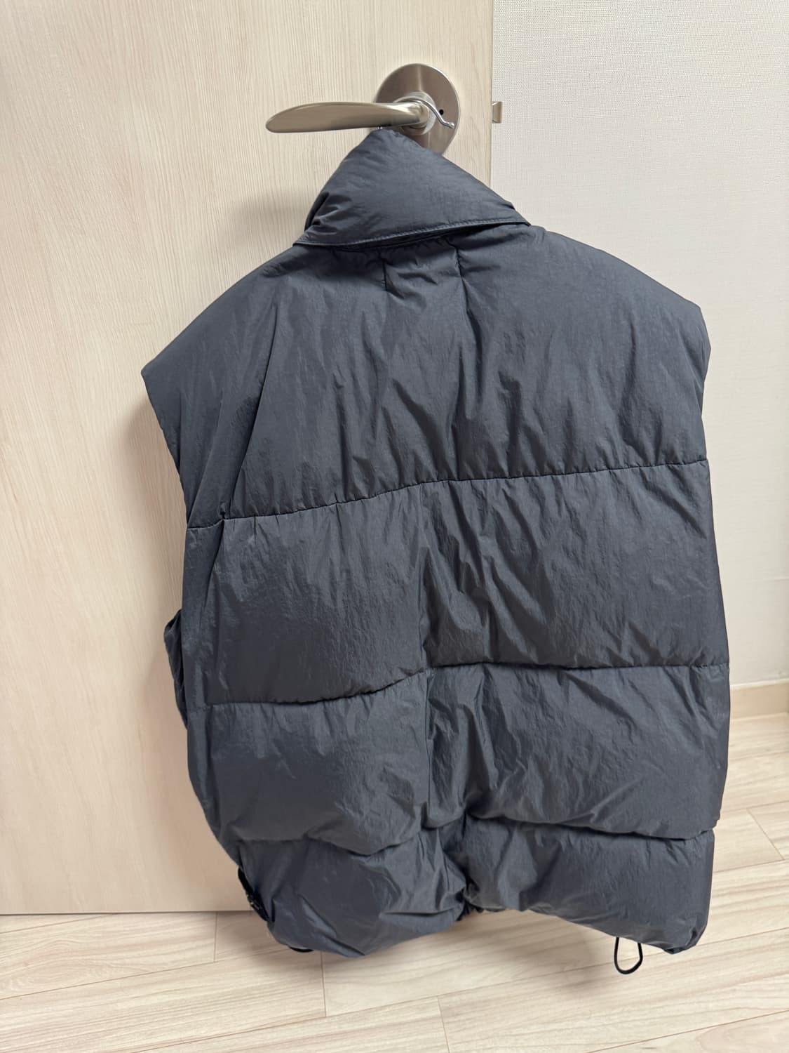스톤아일랜드 크랭클립스 패딩조끼 그레이 XXL 상품이미지3
