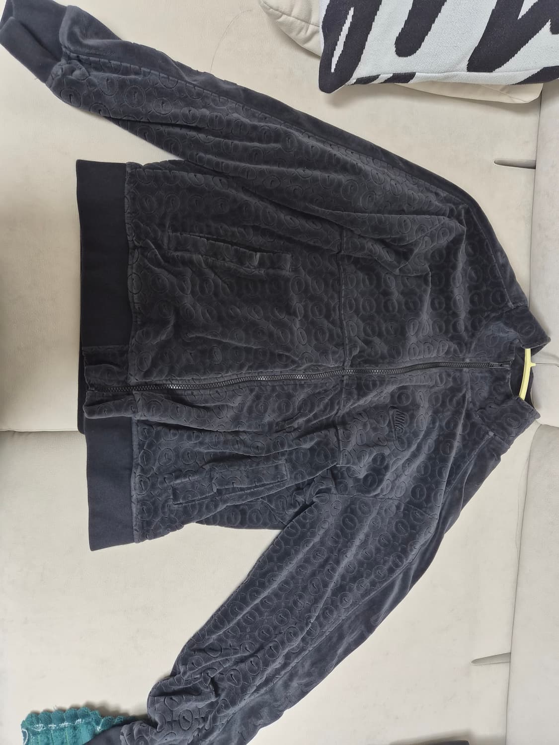 슈프림 나이키 벨벳 트레이닝자켓 상품이미지7