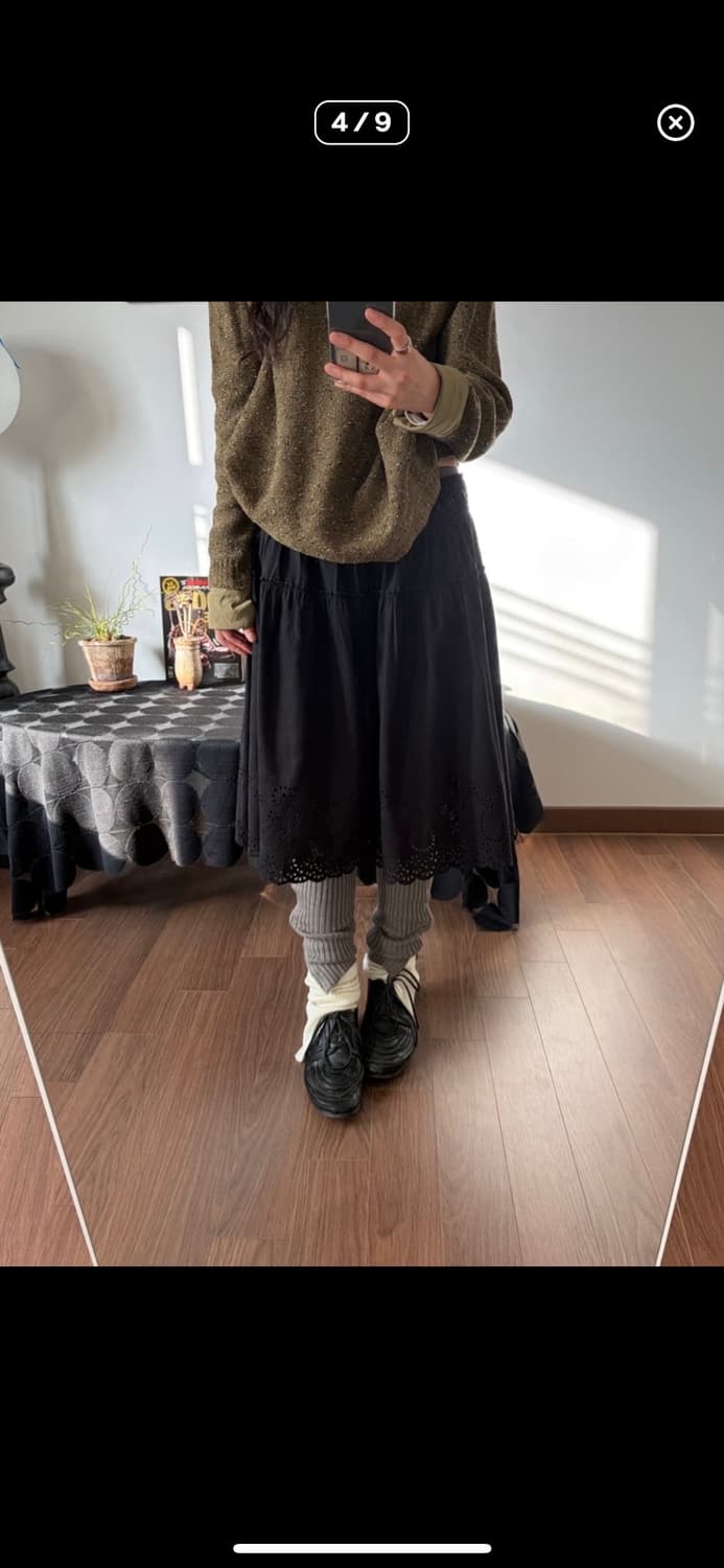 펀칭 미디 스커트 상품이미지2