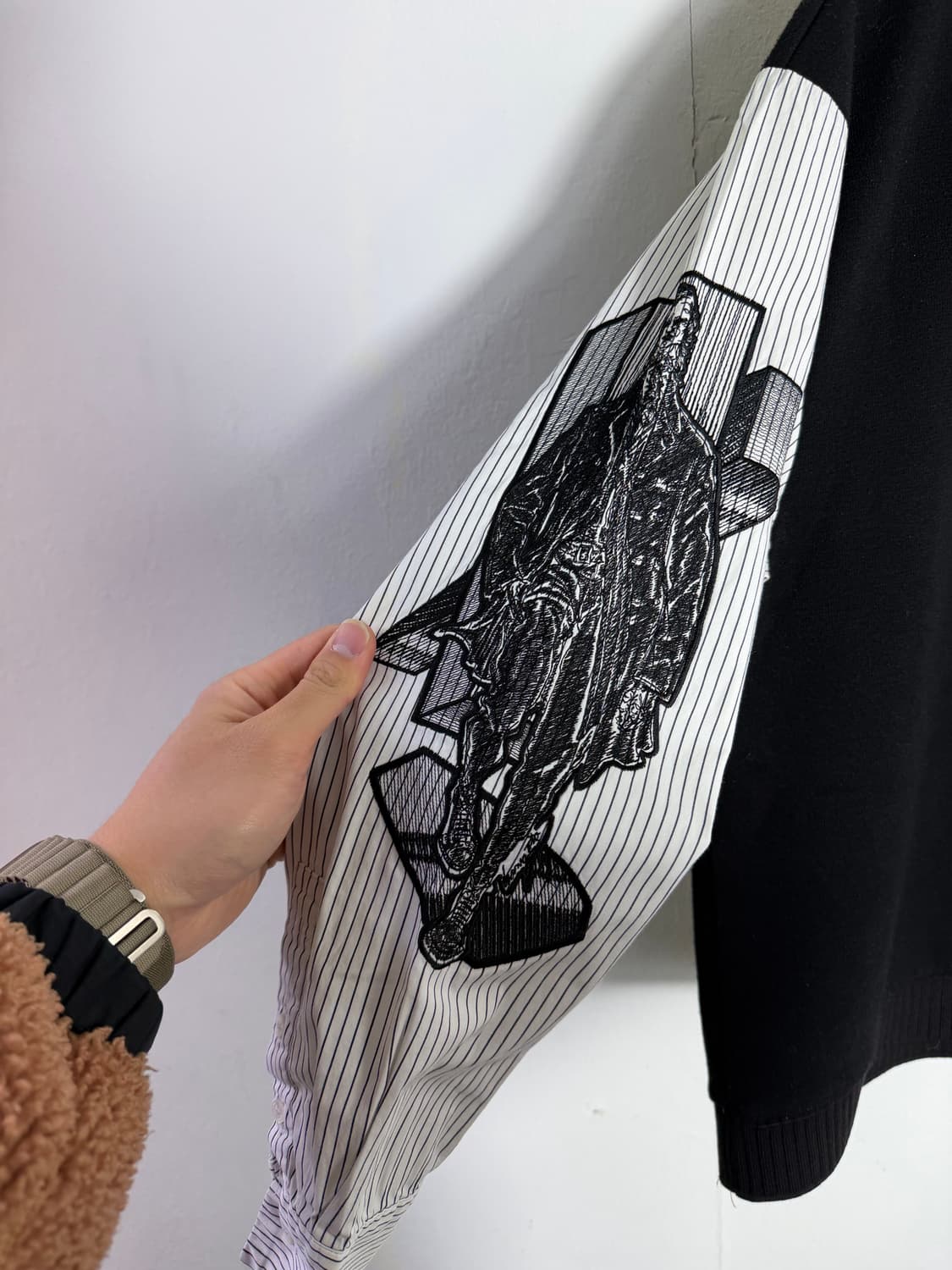 송지오옴므 송지오옴므맨투맨 송지오맨투맨  상품이미지2