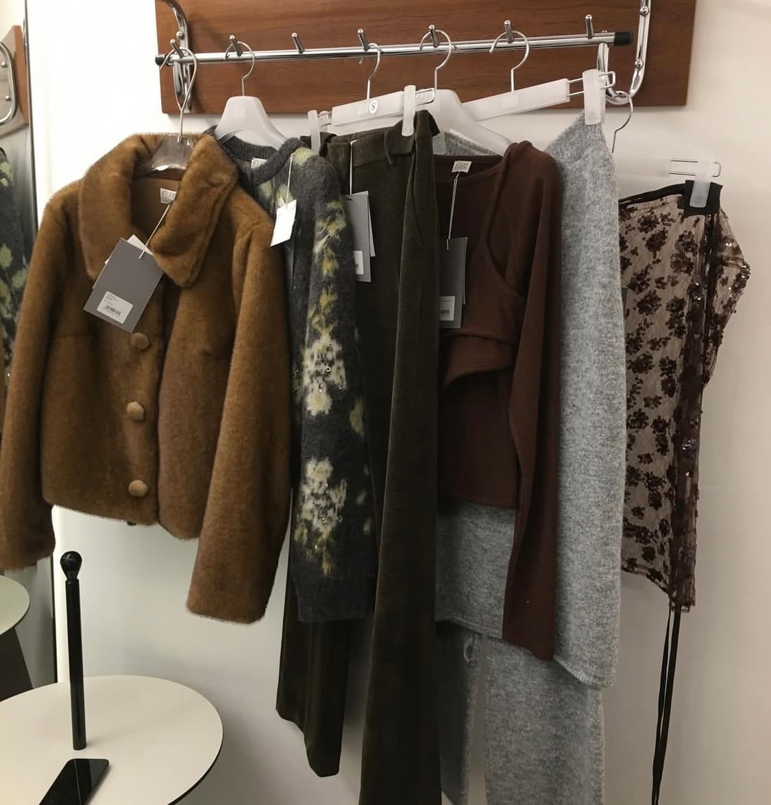 아뜰리에에디션 퍼 자켓(박스미개봉) 상품이미지2