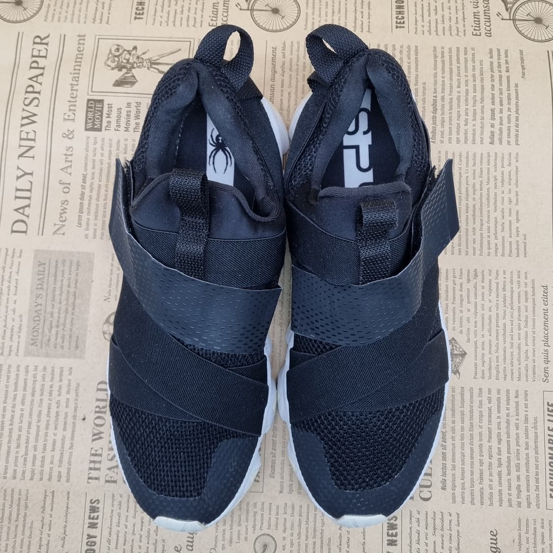 스파이더 블랙위도우 남성운동화260  상품이미지2