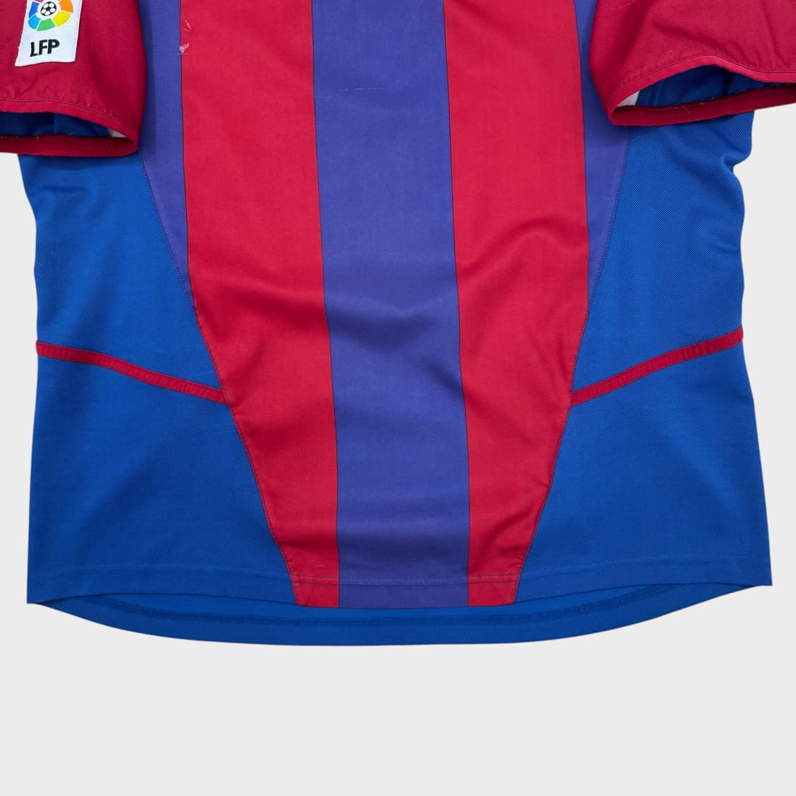 02-03 바르셀로나 홈 No.8 사비 에르난데스 상품이미지6