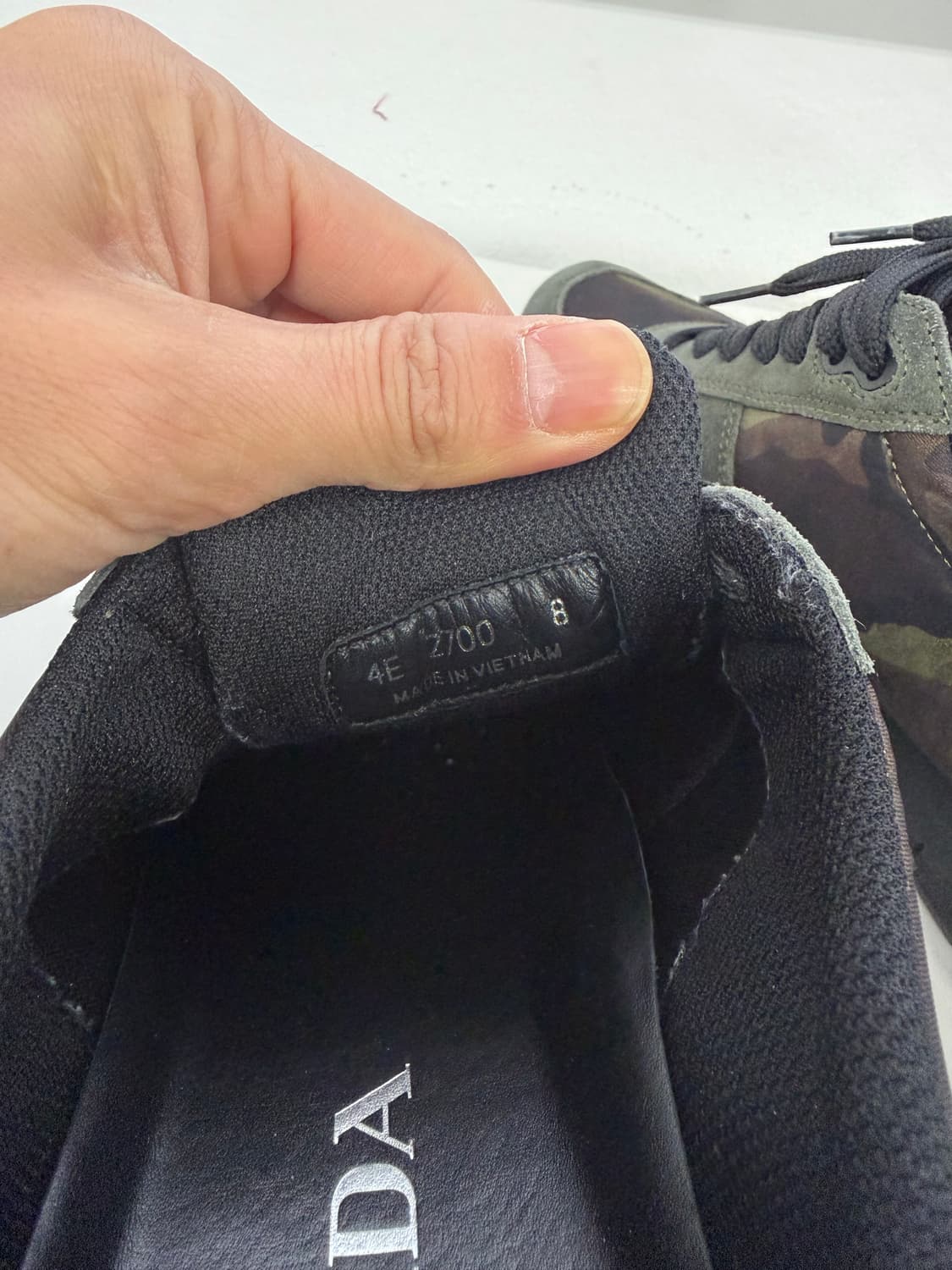 정품) 프라다 남성 카모플라쥬 나일론 스웨이드 스니커즈 8 상품이미지9