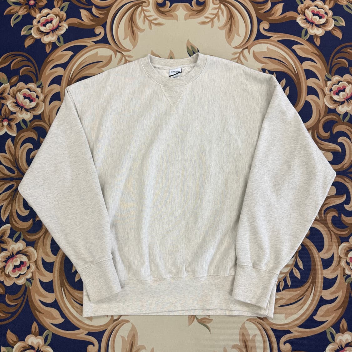 (L)아웃스탠딩 Outstanding 맨투맨(그레이) 상품이미지1