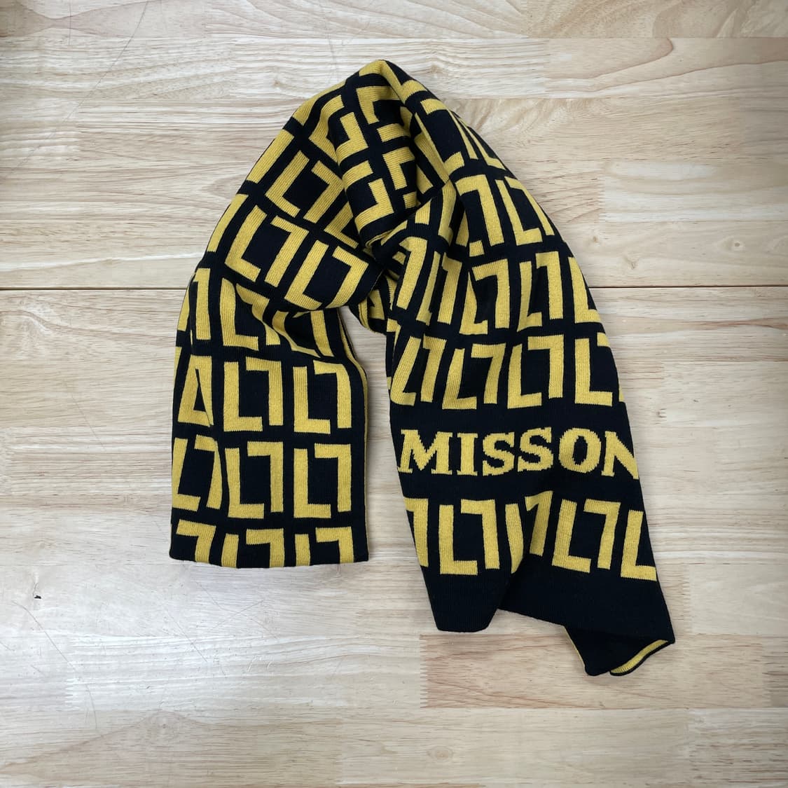 미쏘니 머플러 상품이미지1