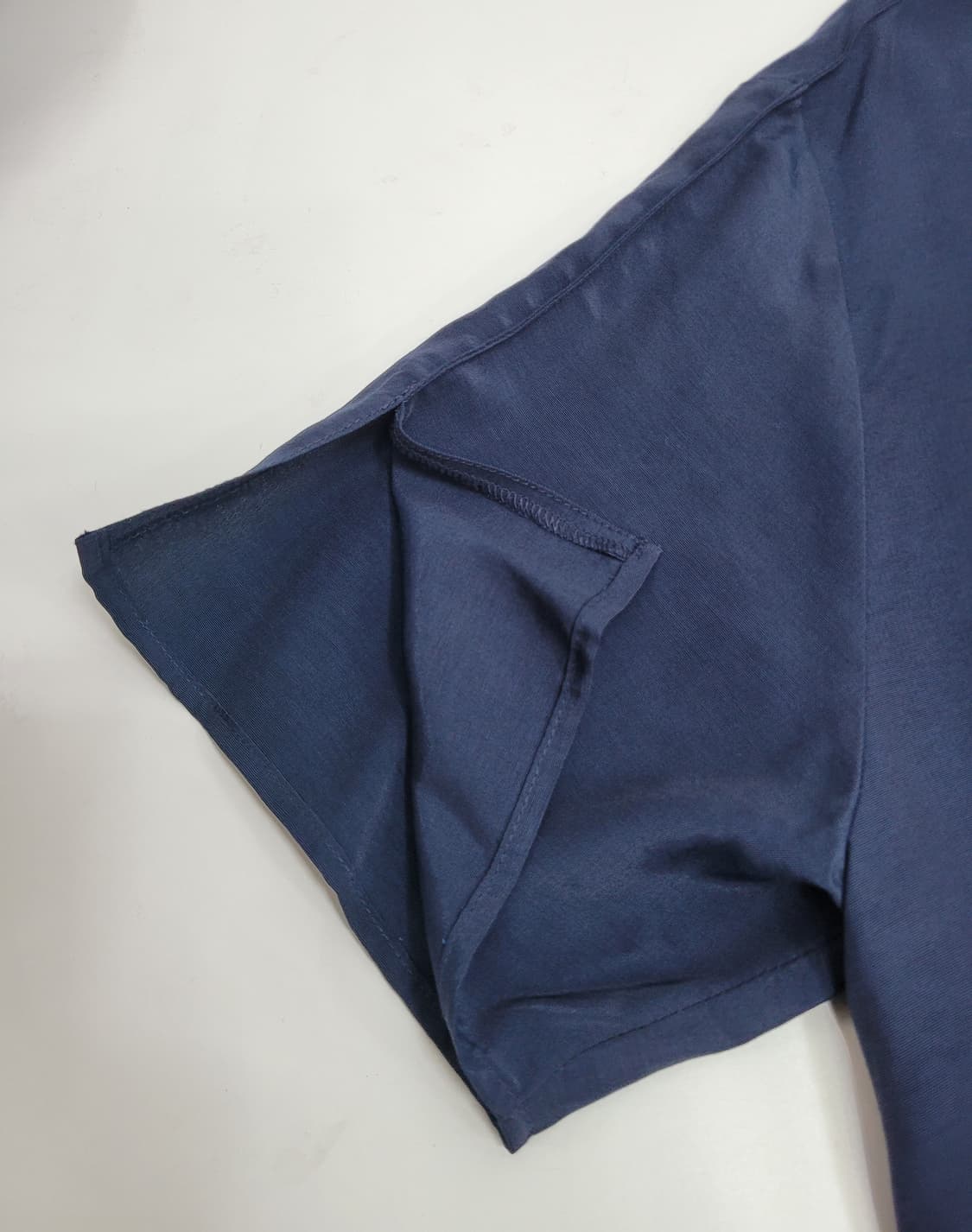 VOV 보브 루즈핏 레이온100%  블라우스 / 여 66 (85) 네이비 상품이미지5