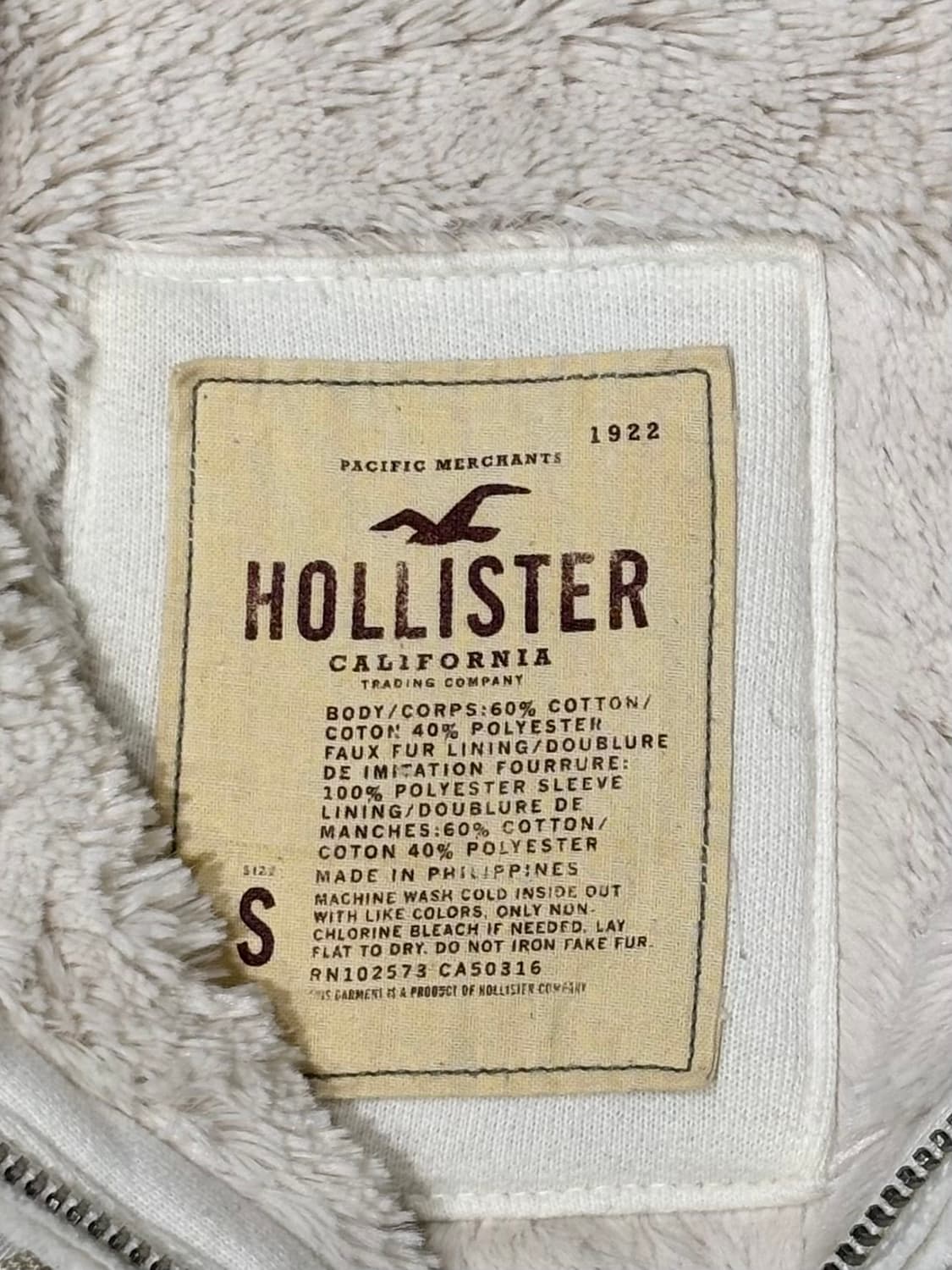 홀리스터 빅로고 양털 투웨이 후드집업 상품이미지8