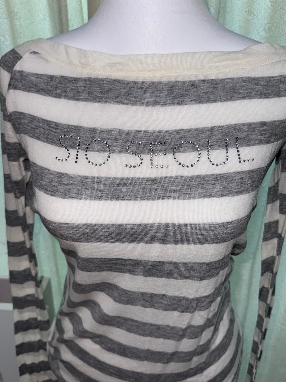 SIO SEOUL striped off-shoulder top 상품이미지5