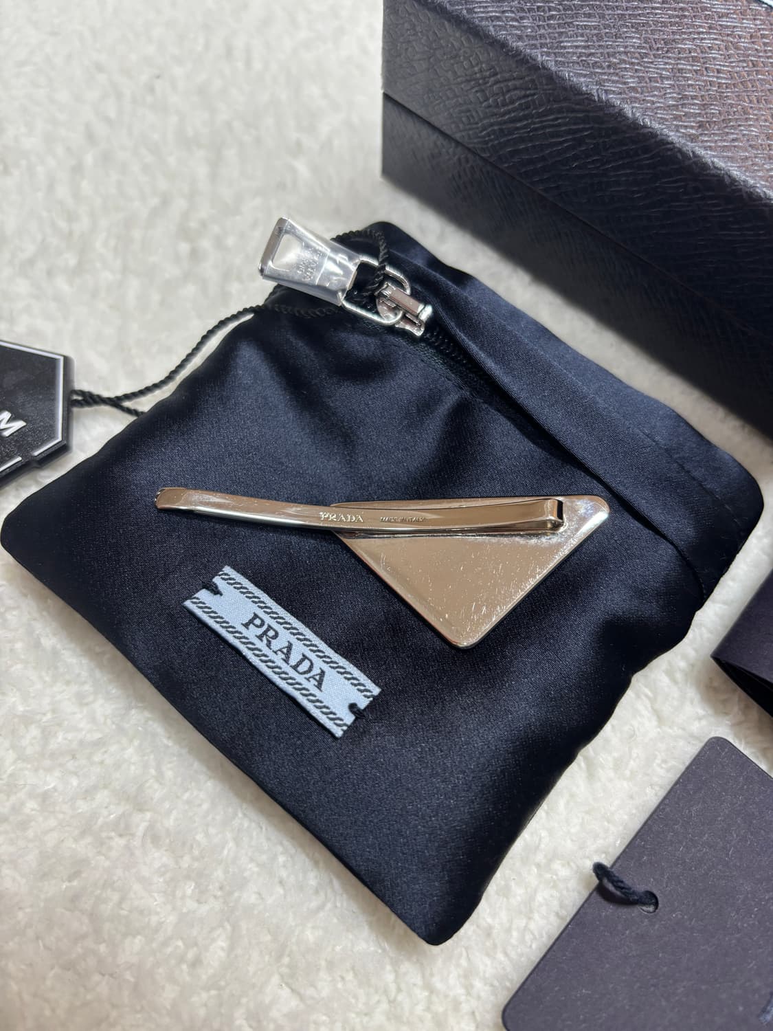 프라다 머리핀 블랙 (새상품) 상품이미지4