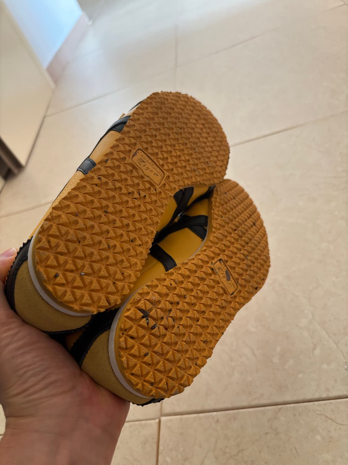 오니츠카타이거 멕시코 66 옐로우 블랙 280 상품이미지5