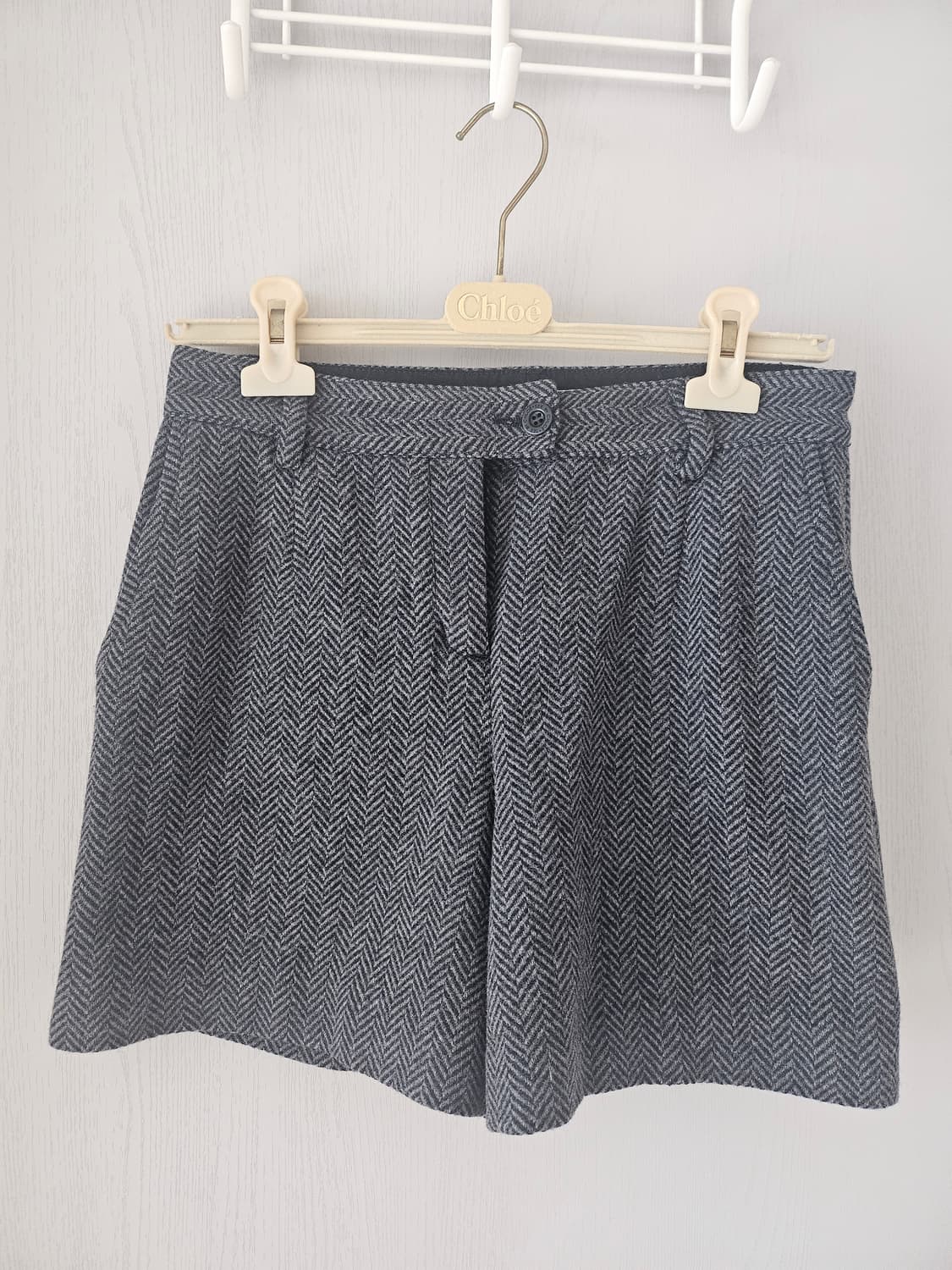 씨바이끌로에 모직 반바지 상품이미지1