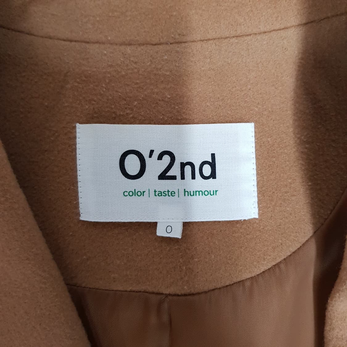 오즈세컨 캐시미어 블렌드 자수장식 오버핏 코트 82-94-155사이즈 상품이미지6