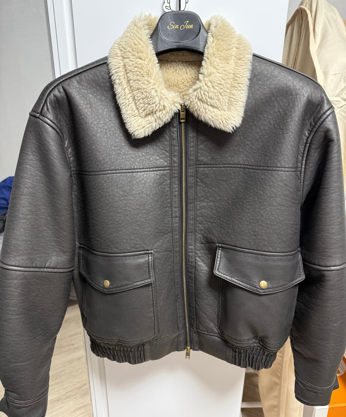 무스탕 자켓 판매 상품이미지1