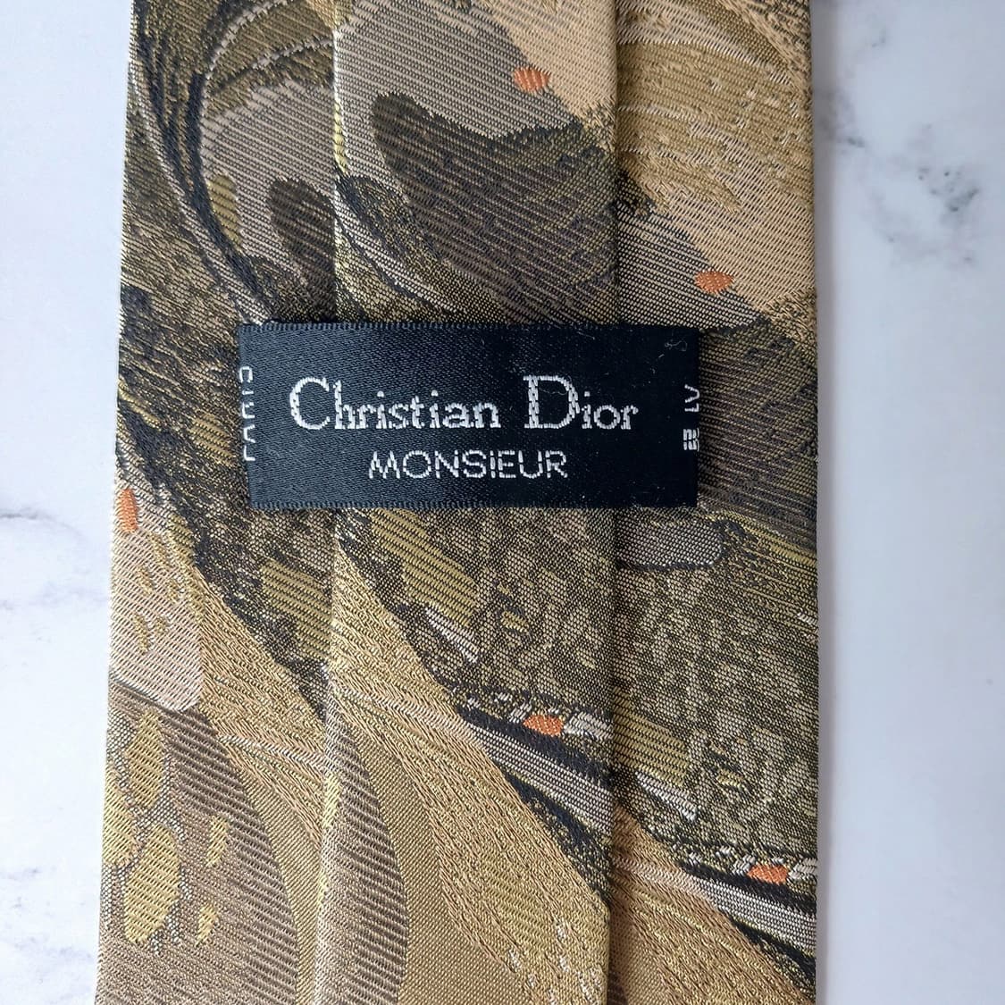 크리스찬 디올 올리브 그린 패턴 넥타이 9cm A~B등급 E892
 상품이미지5