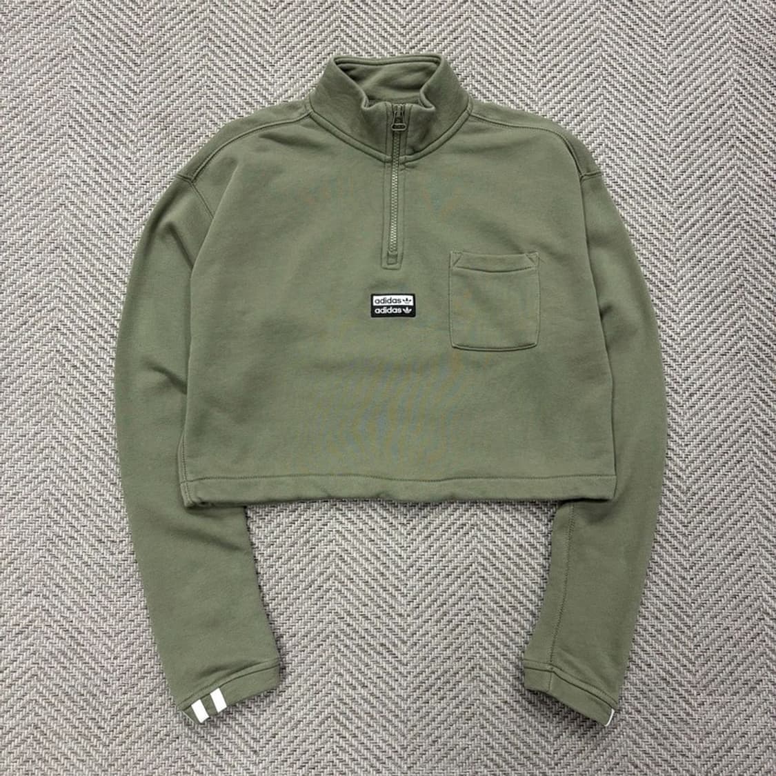 아디다스 하프집업 맨투맨 v2558 상품이미지1