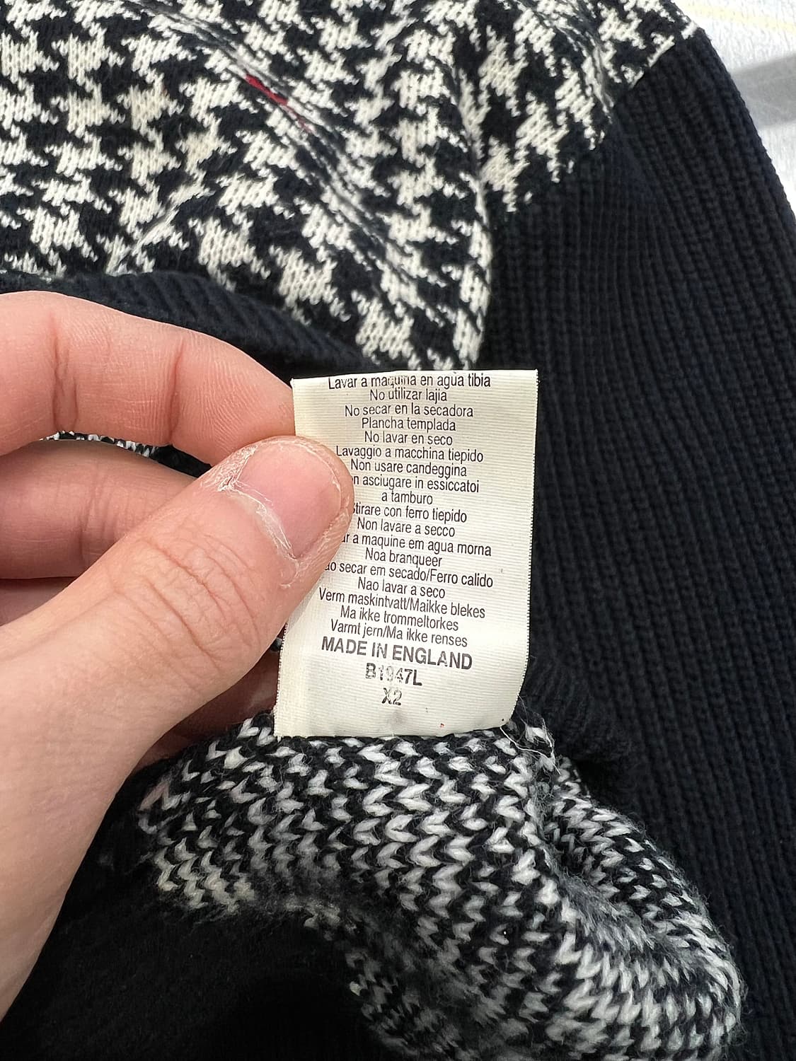 90s 버버리 하운드 투스 코튼 니트 스웨터 상품이미지9