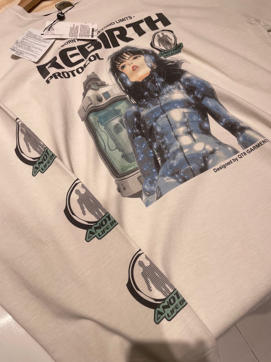 QT8 rebirth 롱슬리브 상품이미지4