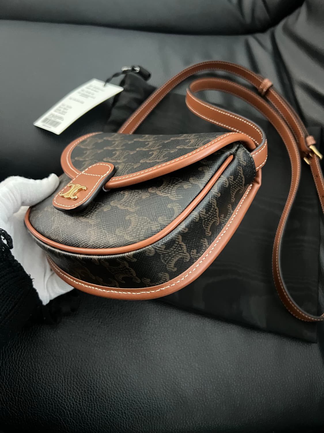 셀린느 트리옹프 미니 베사체 상품이미지4