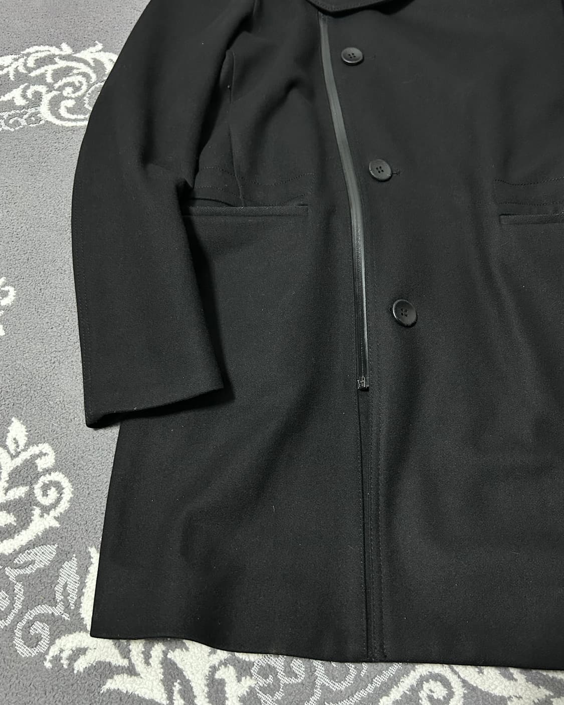 우영미 비대칭 사무라이 후드 울 코트 상품이미지6