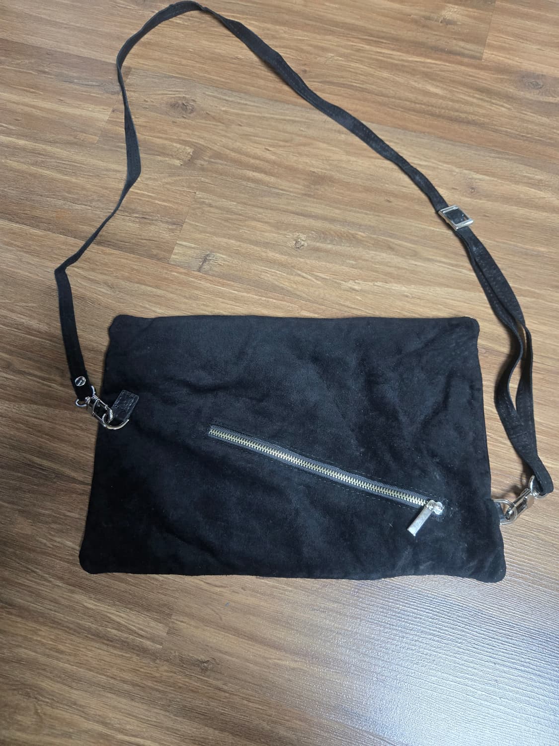 Low Classic 블랙 벨벳 클러치 / 크로스백 상품이미지1
