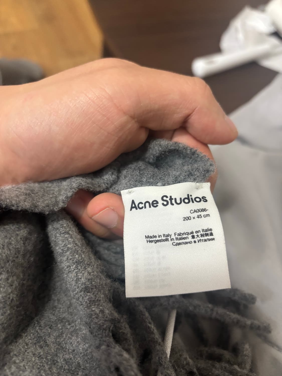 아크네 머플러 상품이미지2