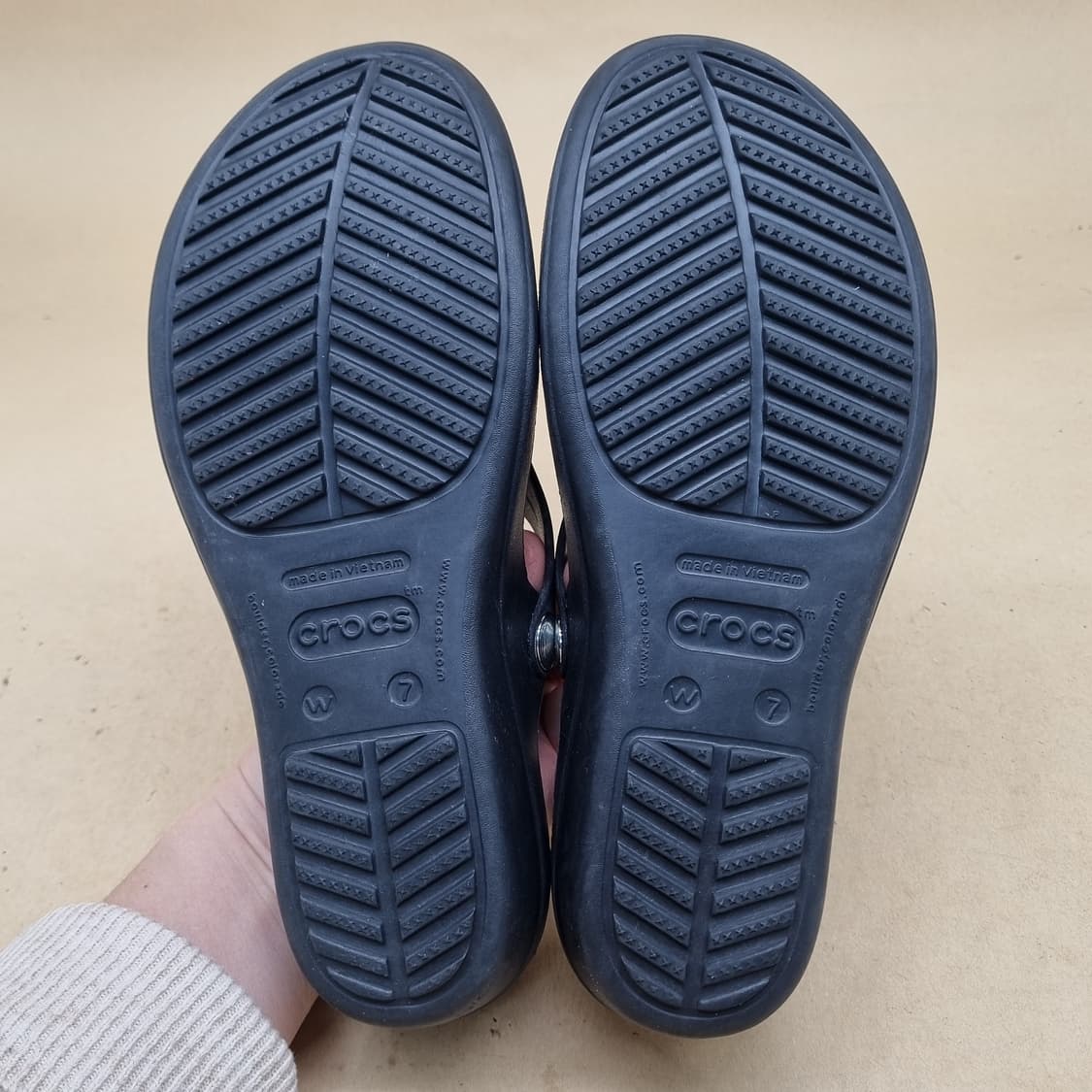 크록스 써클 웨지플립 쪼리샌들 240 상품이미지3