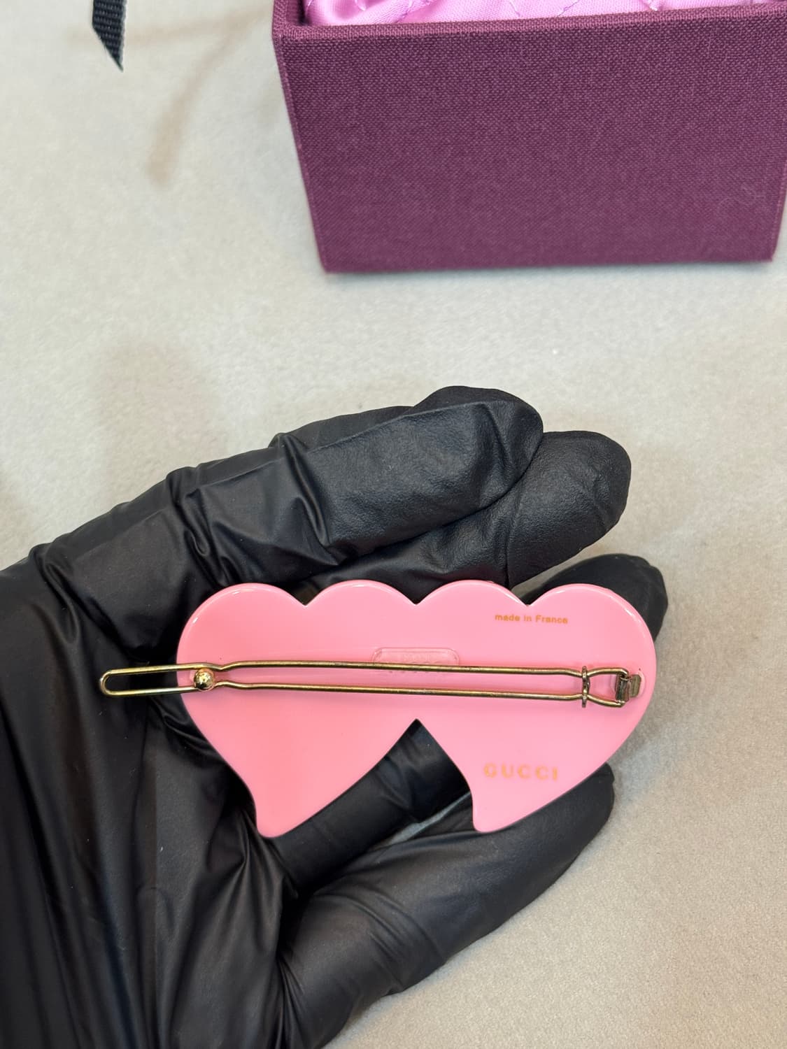 새상품급 구찌 하트 헤어핀  상품이미지2