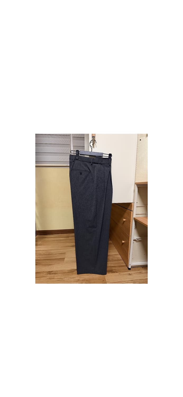 무신사 스탠다드 슈퍼 와이드 히든 밴딩 슬랙스 상품이미지4