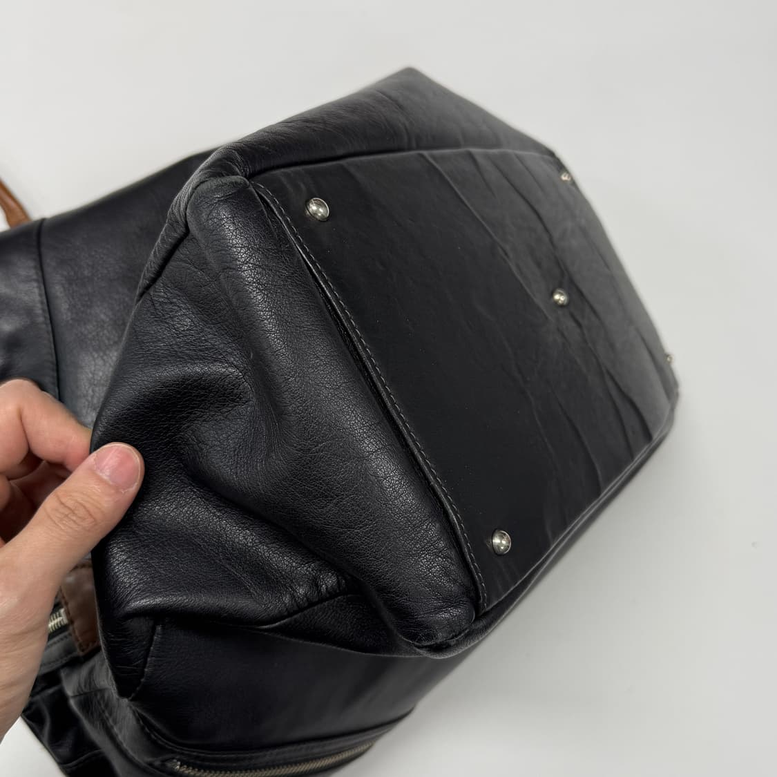 Margaret Howell two-tone leather bag  상품이미지7