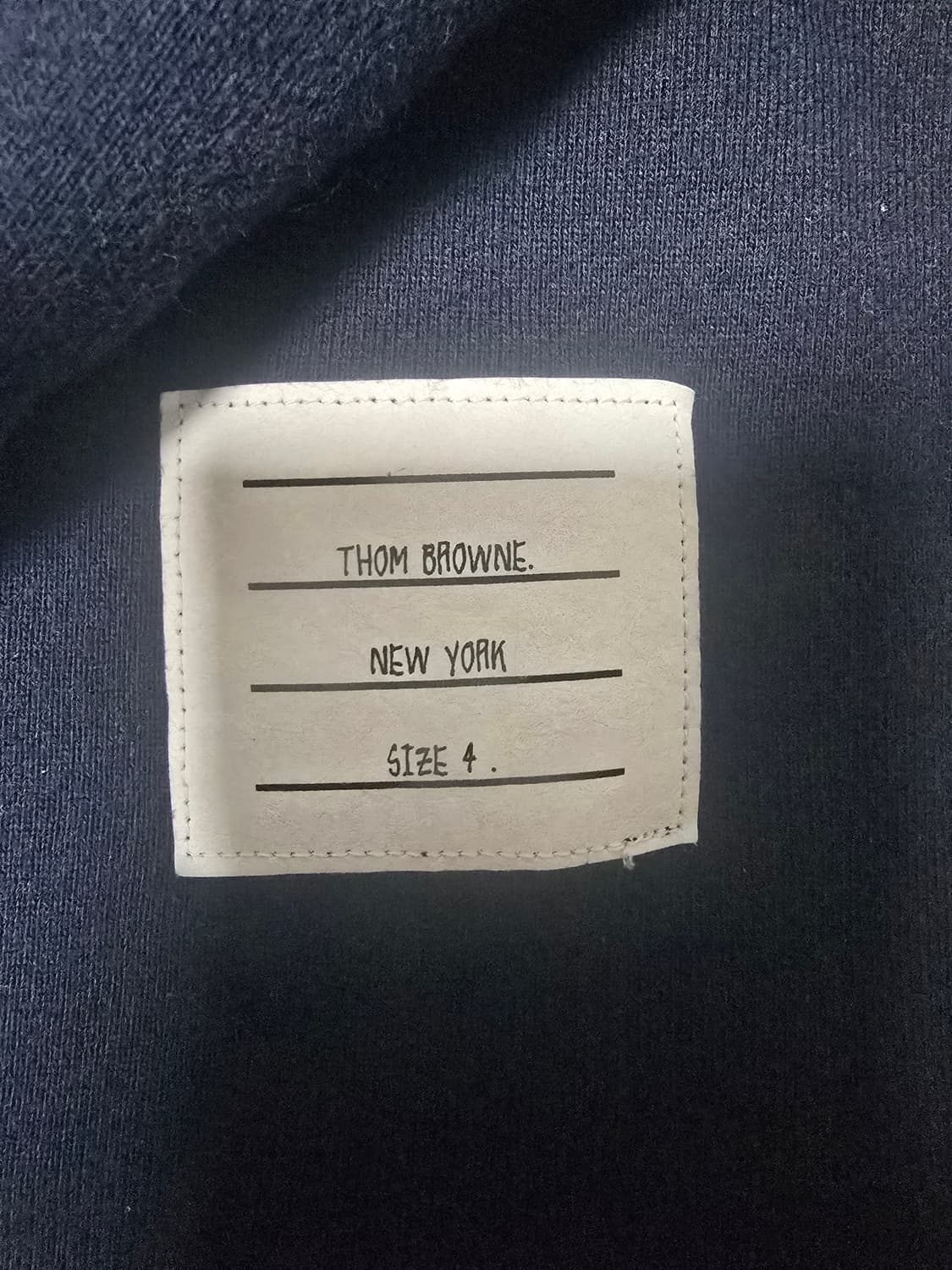 25FW 톰브라운 네이비 맨투맨 4사이즈 새상품 상품이미지4