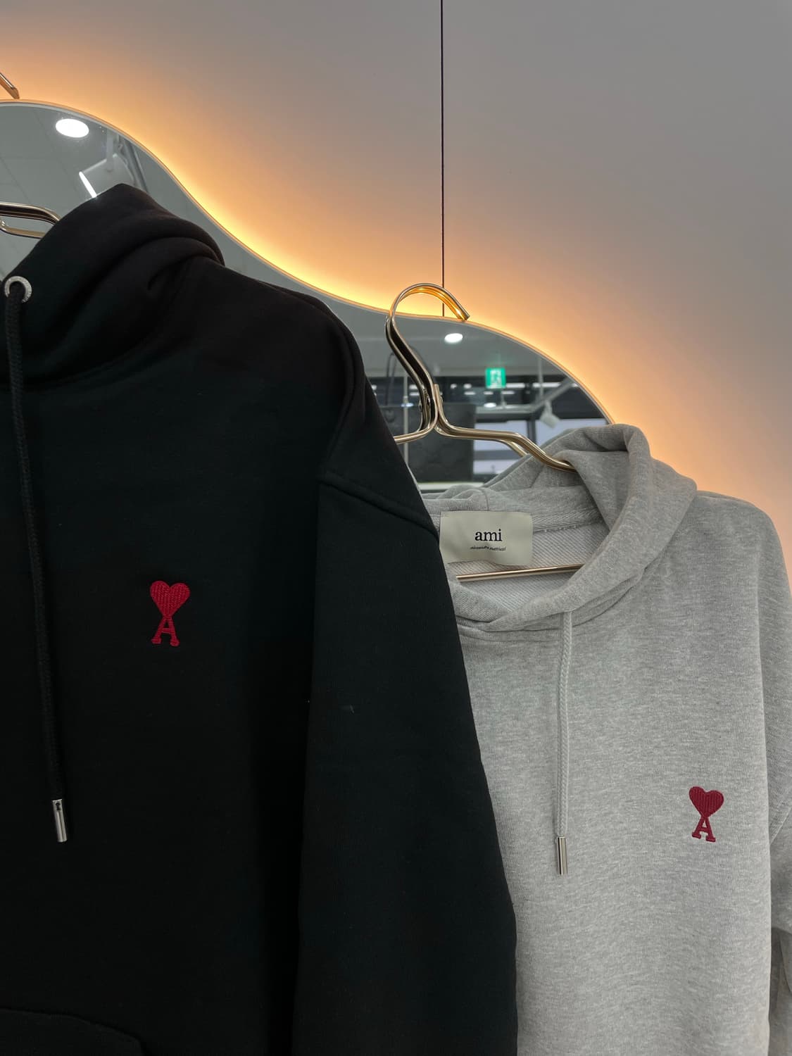 [QR인증 가능] [새상품] 아미 스몰하트 후드티 남여공용 상품이미지2