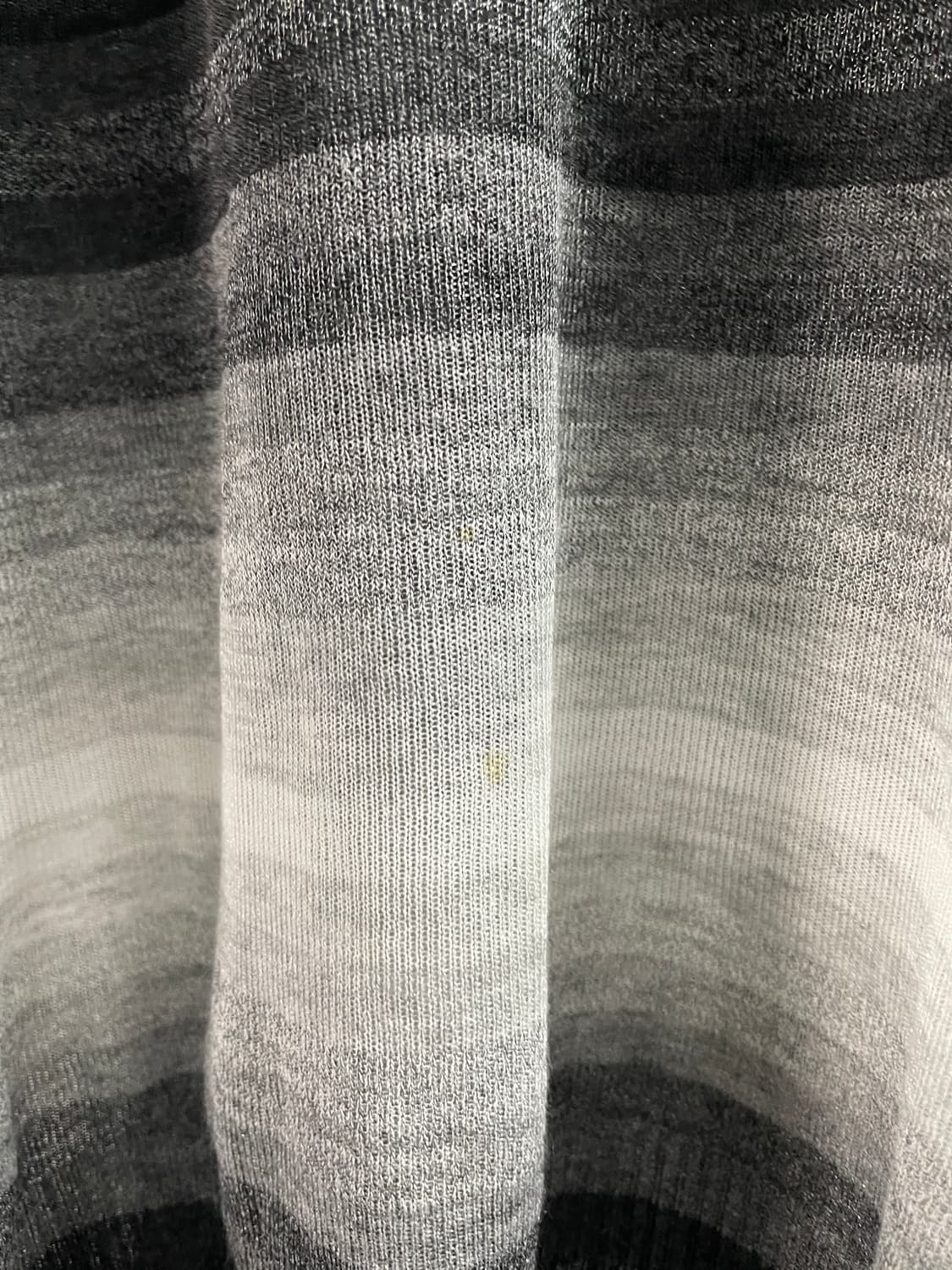 디젤 그라데이션 스트라이프 시스루 니트 (on.653) 상품이미지4