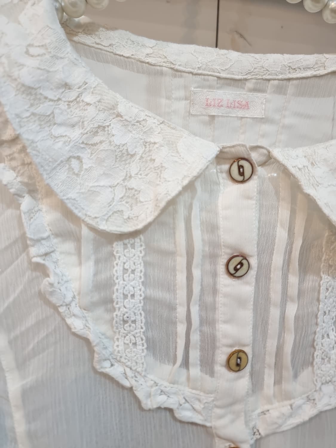 리즈리사(Liz Lisa) 시스루 레이스 빅카라 블라우스 상품이미지5