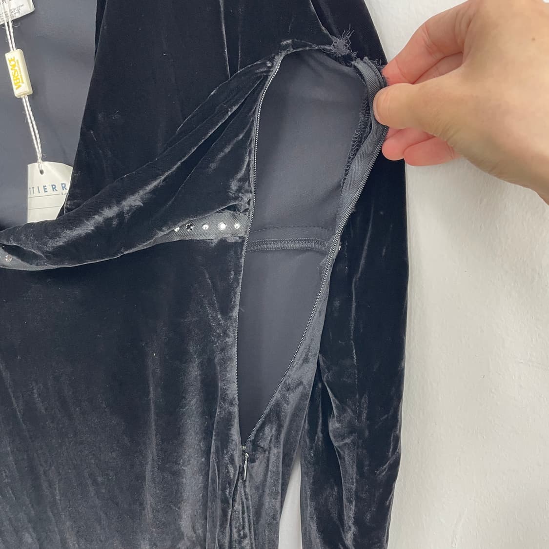 정품 새상품 베르사체 벨벳 원피스 상품이미지6