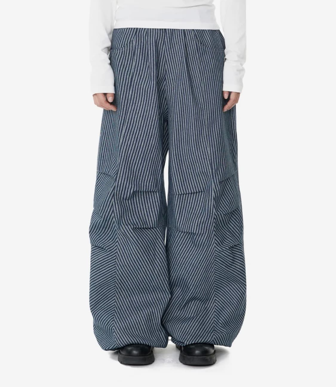 Knee Pin-tuck Stripe Denim Pants (Blue) 상품이미지3