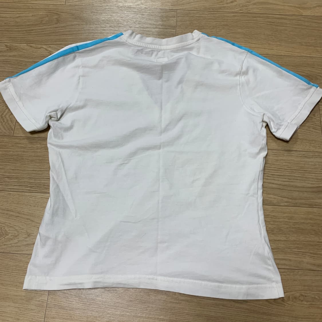 2XL)아디다스 04 브이넥 아카이브 티셔츠 상품이미지3