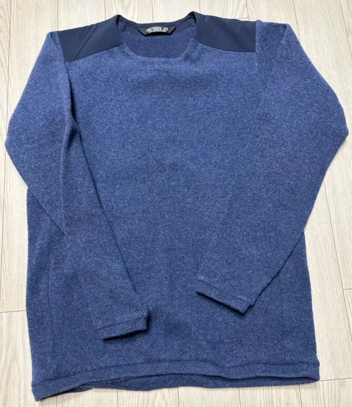 아크테릭스 DONAVAN CREW NECK SWEATER 상품이미지1