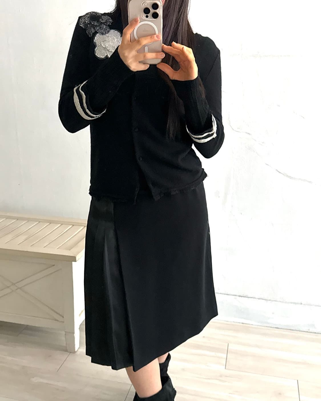 Archive Floral Corsage Knit Cardigan 상품이미지6