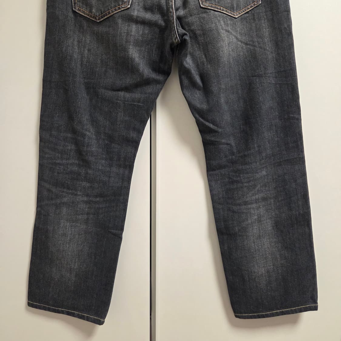 유니클로 흑청 데님 청바지 34-35 상품이미지5
