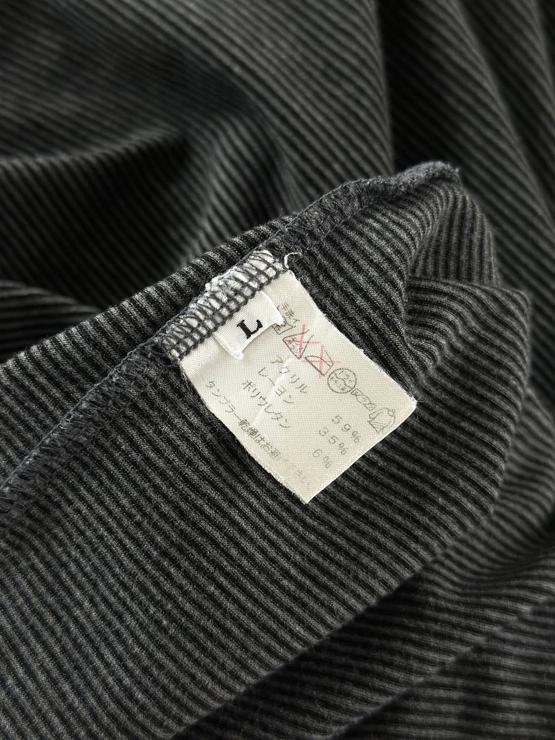 요지 포 리빙 파인 스트라이프 패턴 롱 슬리브 티셔츠 상품이미지9