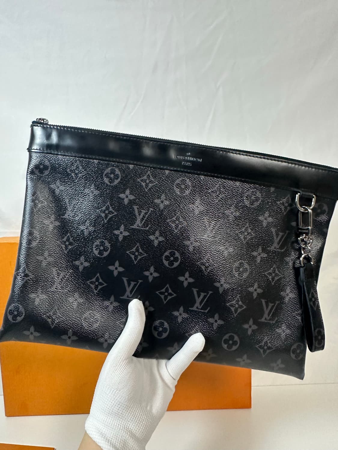 루이비통 디스커버리 클러치 + 드라곤느 키링 (GM/OS)  상품이미지2